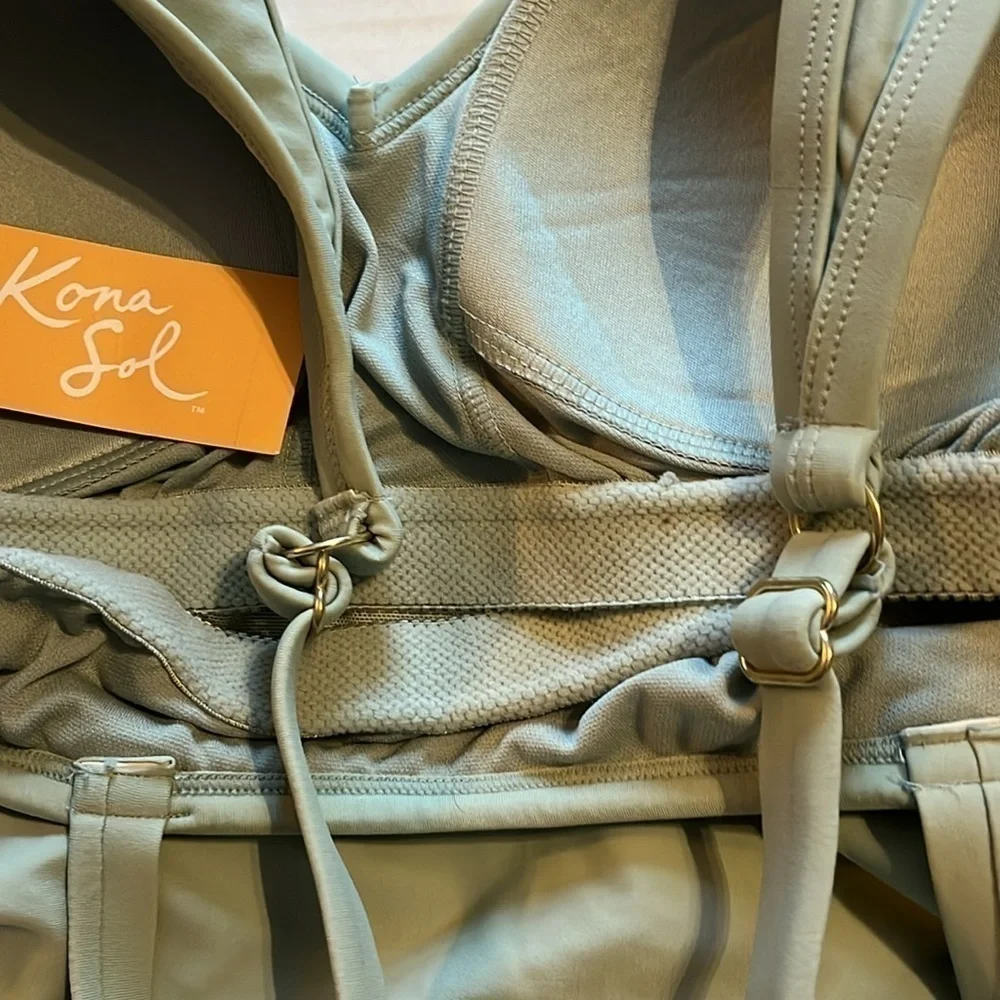 NWT-Kona Sol-16W--greenV-neck, cheeky, adjustable straps, one piece swimsuit. - Picture 9 of 12